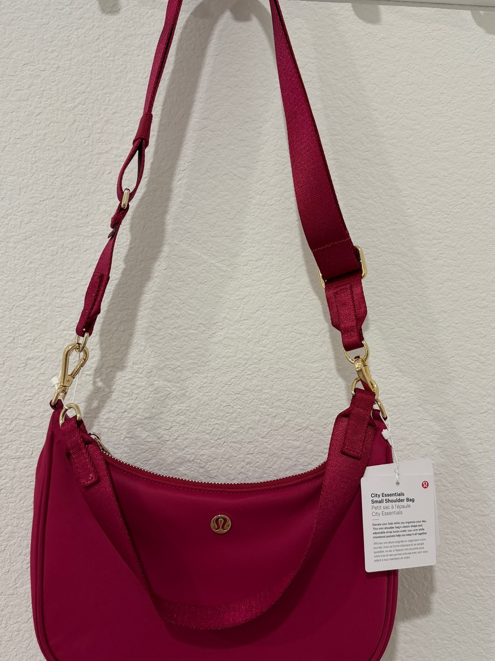 Lululemon City Essential Bag 3L - Berry Rumble - Picture 2 of 2